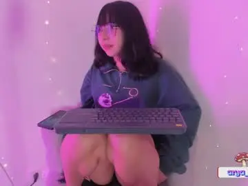 Chaturbate Best live sex cam show of arya_line