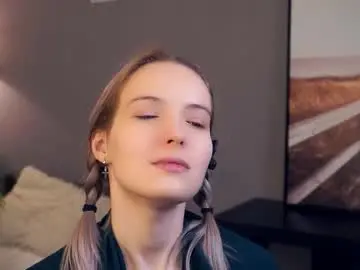 Chaturbate Live Sex Cam of tashinapetitto