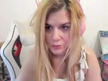 Chaturbate Adult Webcams of artsyandcraftsy_