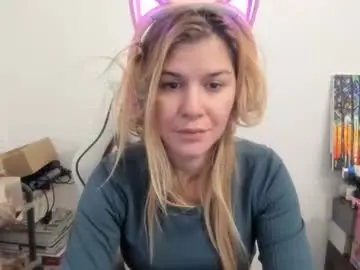 Chaturbate Watch Live Sex Cams of artsyandcraftsy_