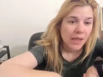 Chaturbate Sex Cam of artsyandcraftsy_