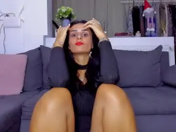 Chaturbate Live Sex Cam of alphaqueenx