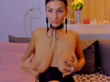 Chaturbate Best live sex cam show of alphaqueenx