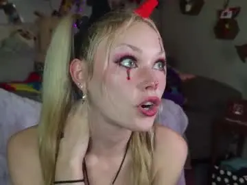 Chaturbate Best Webcam of lilfknsquirt