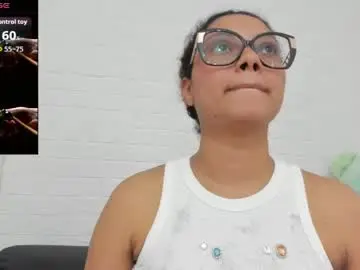 Chaturbate Best live sex cam show of melannie_roses
