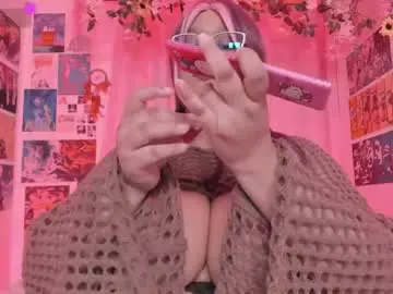 Chaturbate Free Live Porn of misscurvytop