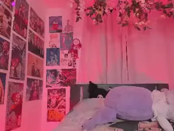 Chaturbate Free Live Porn of misscurvytop