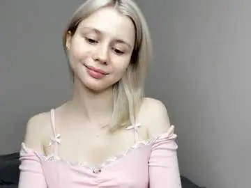 Chaturbate Adult Webcams of hi_popsy