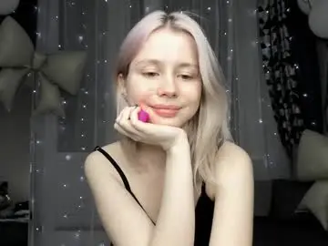 Chaturbate Free Live Porn of hi_popsy