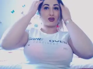 Chaturbate Live Sex Cam of naughtymaya4you