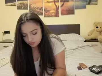 Chaturbate Adult Video Chat of adellineee