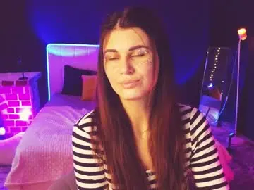 Chaturbate Free Porn Cam of emilytucker