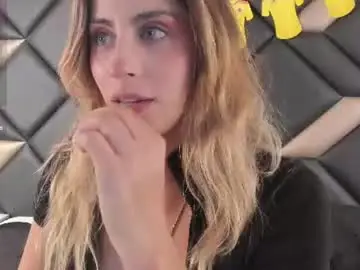 Chaturbate Live Porn of adrianaharlow