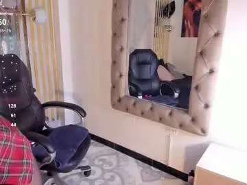 Chaturbate Best live sex cam show of ariagh_