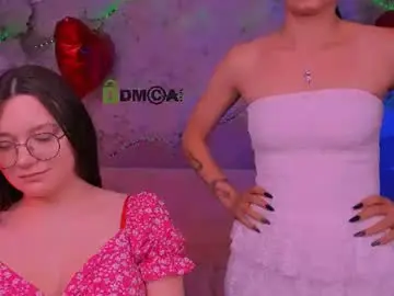 Chaturbate Watch Live Sex Cams of caroline_honeyy