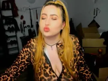 Chaturbate Adult Webcams of thenaughtygf