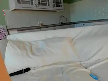 Chaturbate Live Sex Cam of alice_grand