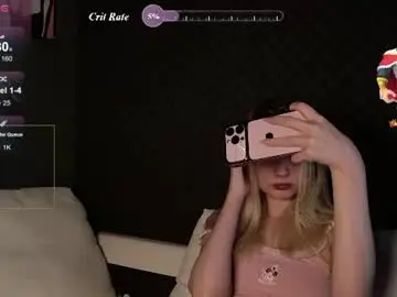 Chaturbate Nude Webcam of fluffy_cloude
