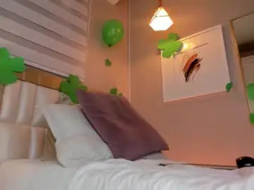 Chaturbate Live Sex Cam of isabela__x