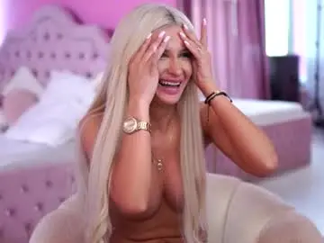 Chaturbate Best live sex cam show of larabrynn