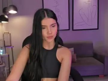 Chaturbate Live Sex of mialaurence_