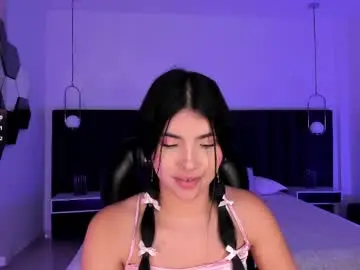 Chaturbate Sex Chat of mialaurence_