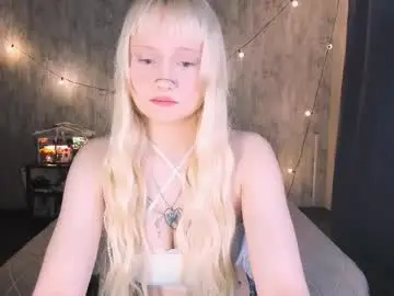 Chaturbate Sex Cam of mariamilkis