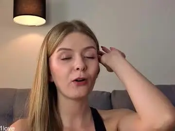 Chaturbate Live Sex of naomigirl33