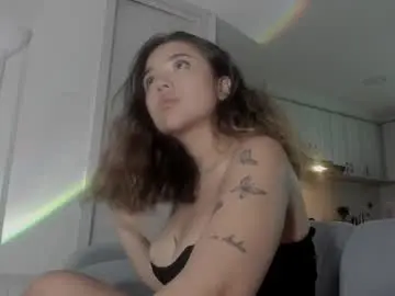 Chaturbate Live Sex Cam of sexy_and_naughty_girl