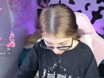 Chaturbate Adult Video Chat of abbie_senjen