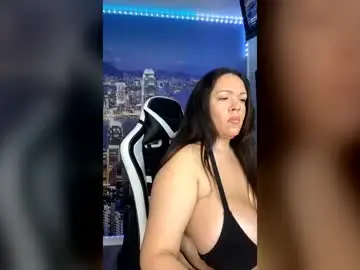 Chaturbate Live Sex Cam of curvyfunlover