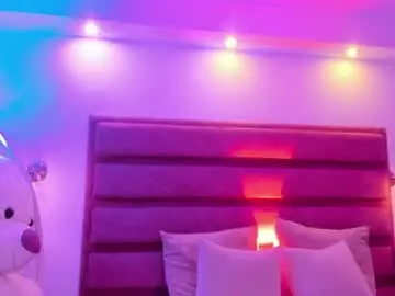 Chaturbate Free Porn Cam of catalehia_moonlightt