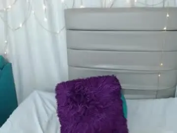 Chaturbate Best live sex cam show of cruzsofia_res