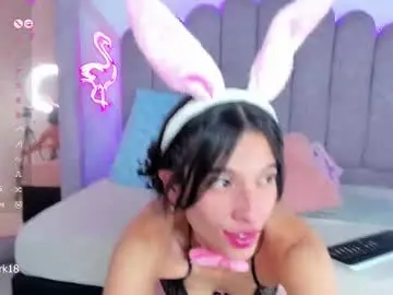 Chaturbate Best live sex cam show of evie_clark_