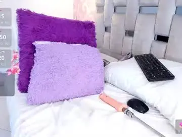 Chaturbate Free Live Porn of annievanegas