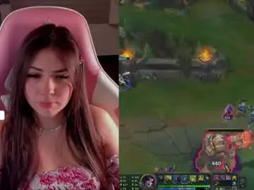 Chaturbate Live Sex of madeleine_shinobi