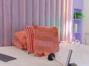 Chaturbate Nude Webcam of meganlovee__