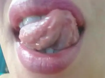 Chaturbate Adult Webcams of miss_evoleth2