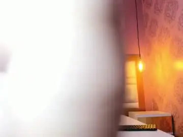 Chaturbate Sex Chat of kendall_curves