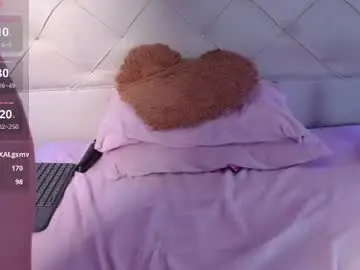 Chaturbate Watch Live Sex Cams of cherrylionn