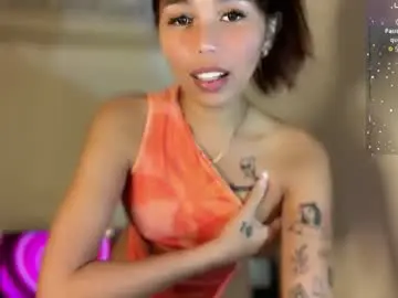 Chaturbate Live Sex of petitegirlx69