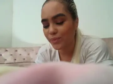 Chaturbate Live Sex Cam of scarleth_baby
