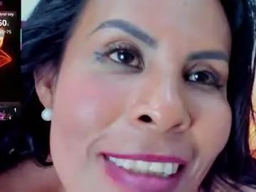 Chaturbate Live Porn of anthonelaa__