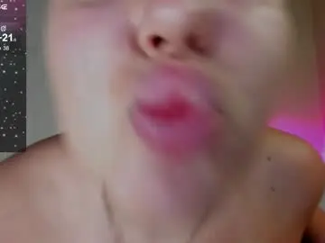 Chaturbate Sex Cam of ronnie__g