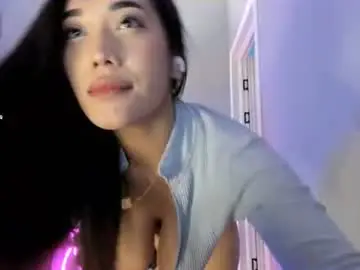 Chaturbate Live Sex Cam of akura_01