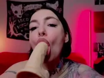 Chaturbate Live Sex of magic_alie