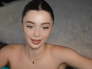 Chaturbate Free Live Porn of dinacandy