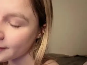 Chaturbate Best live sex cam show of glitchyangel