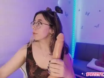 Chaturbate Free Live Porn of sweettvera_