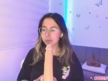 Chaturbate Best live sex cam show of sweettvera_